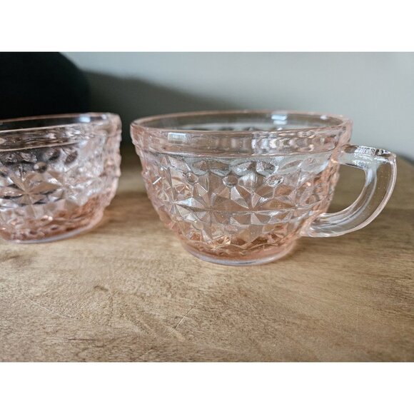 Vintage Pink Jeanette Glass Buttons & Bows Cups Set of 2 - Picture 3 of 8